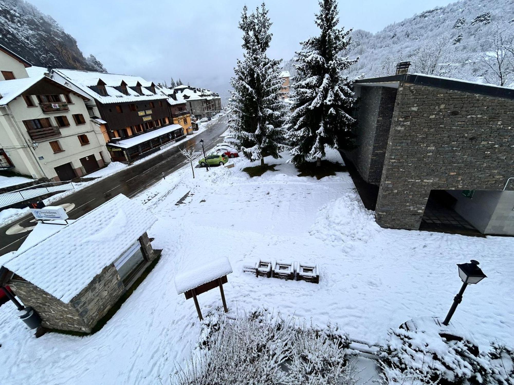Apartamento A10 De Formigal, 9 Personas Y Garaje Escarrilla Exteriér fotografie